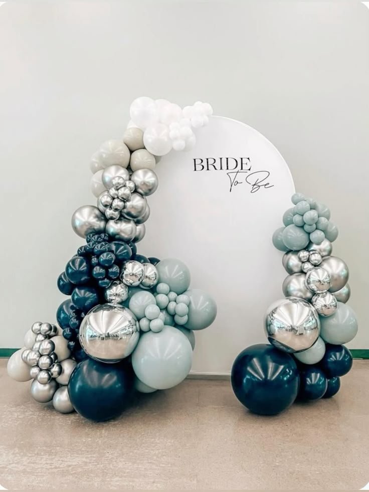 decoracion plata con azules